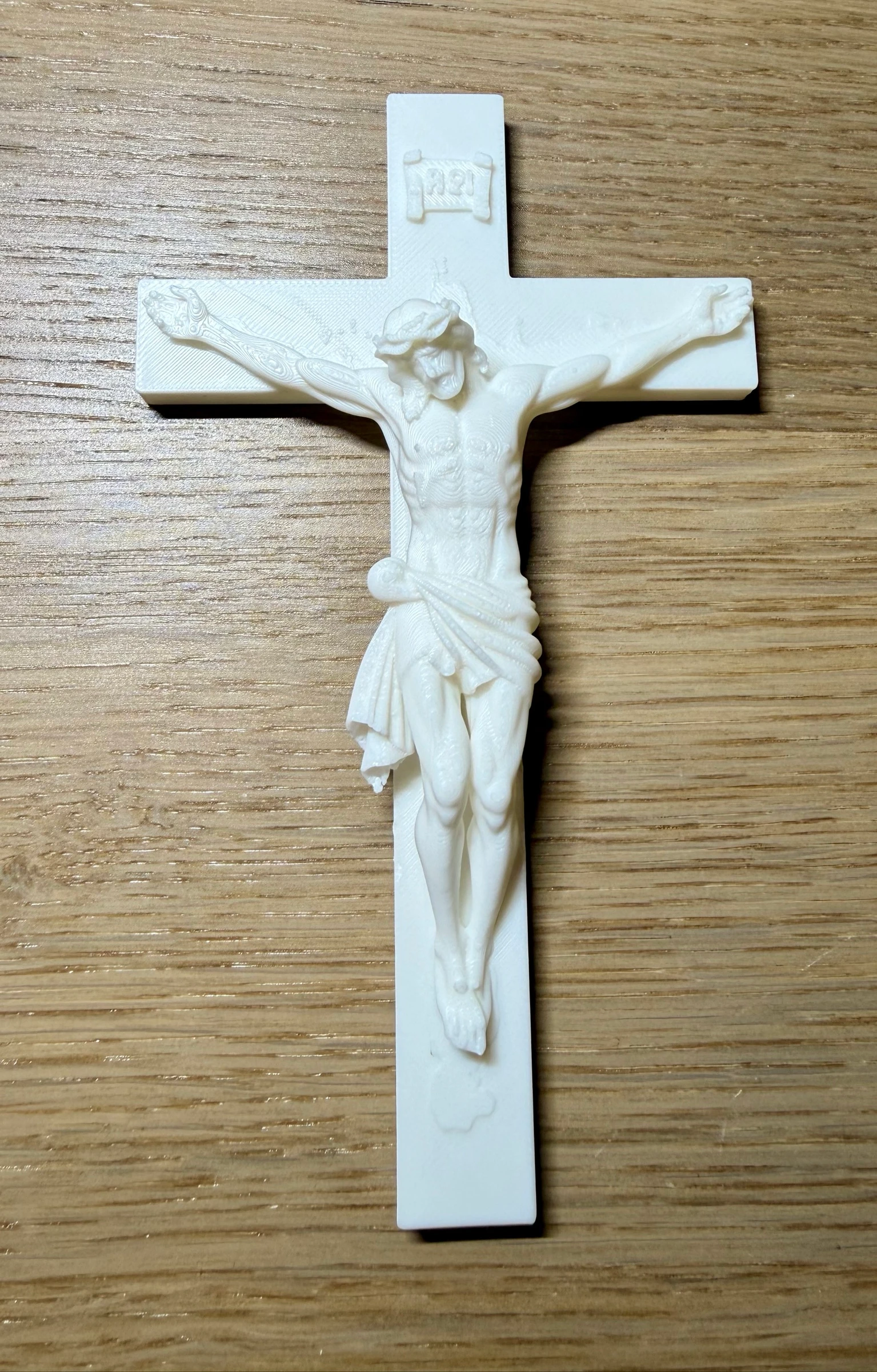 ✝️ Crucifixo com Cristo – Impressão 3D Artesanal 